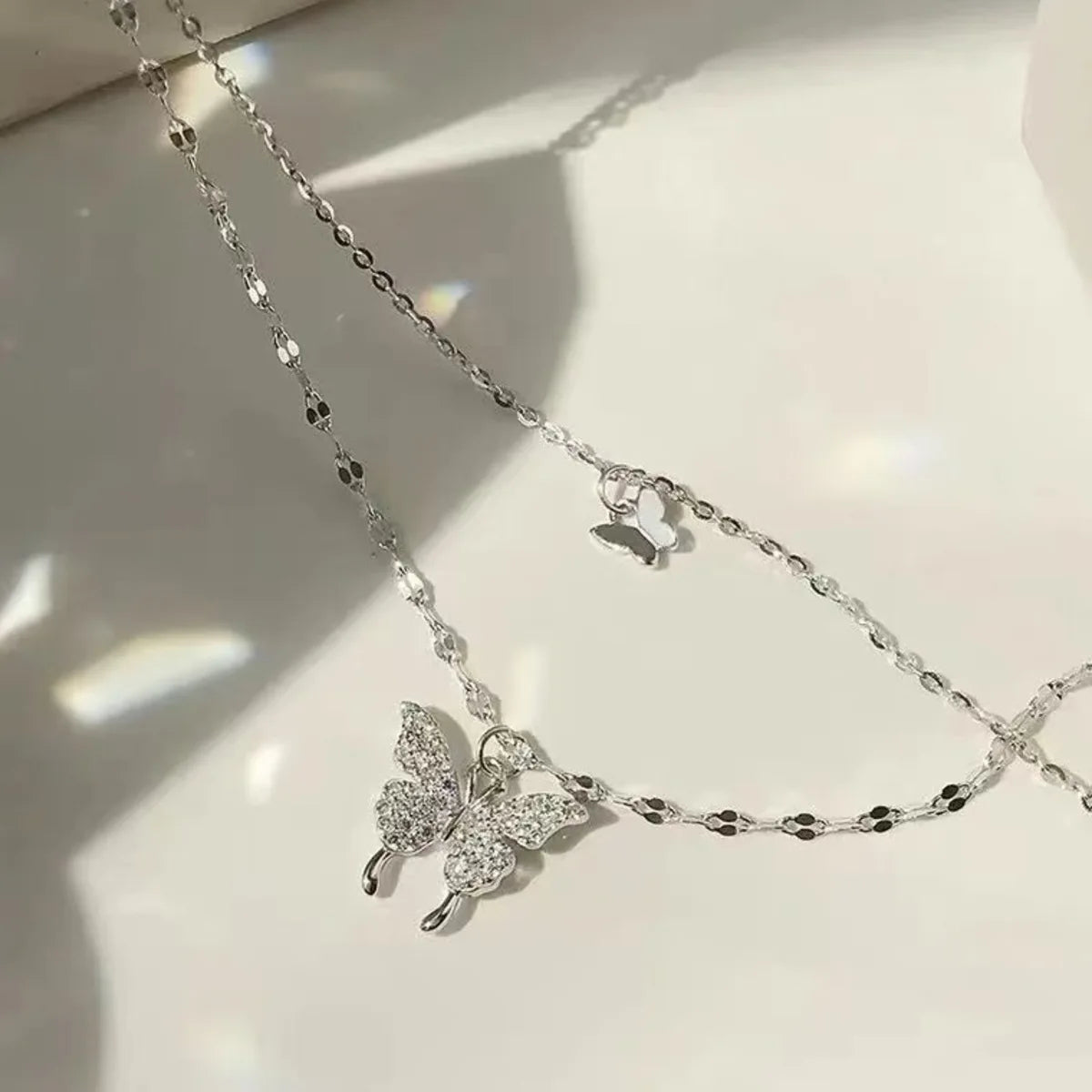 1 Women's Lats Sparkling Double Layer Butterfly Necklace Exquisite Double Layer Collar Chain Jewelry Banquet Party Holiday Gift