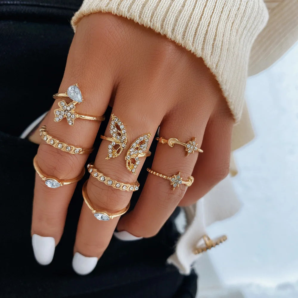 Bohemian Butterfly Pearl Rings Set for Women Shine Pearl Gothic Vintage Plated Retro Rhinestone Simple Finger Jewelry Gift